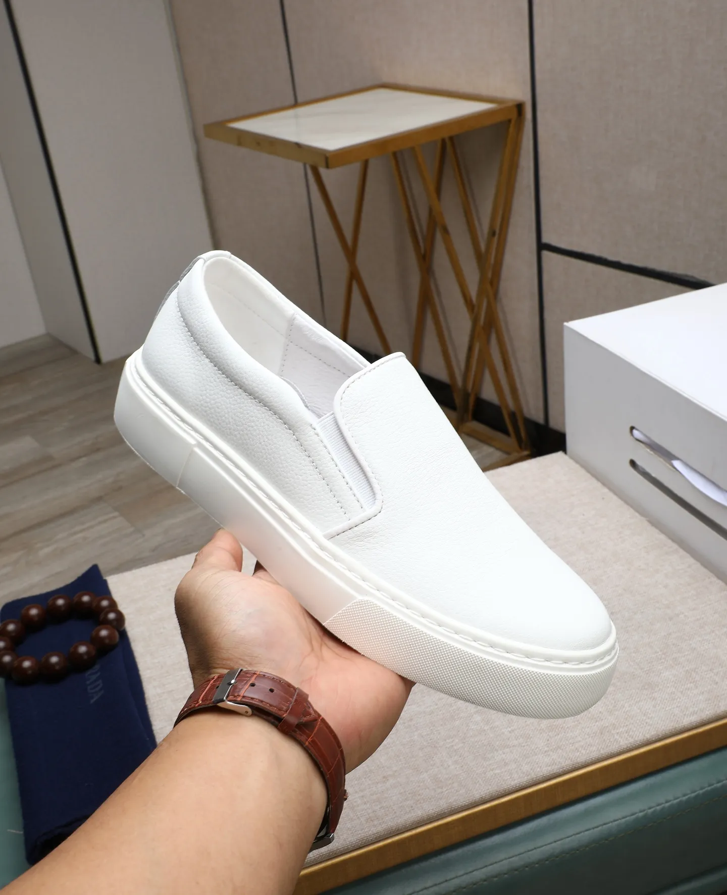 Men's men's shoes💰440🌹🌹[PRADA—Prada] latest model🙈original replica! 👟👟👟Available here. The workmanship is top-notch. The upper is made of Italian 🇮🇹Imported calfskin. ❗️Breathable genuine leather lining @Suitable for travel. The original version has an enlarged engraved sole, making it suitable for all kinds of travels, showing low-key luxury. Let quality speak for itself. Color: Size: 38-44